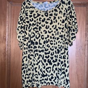 LulaRoe Olive shirt
